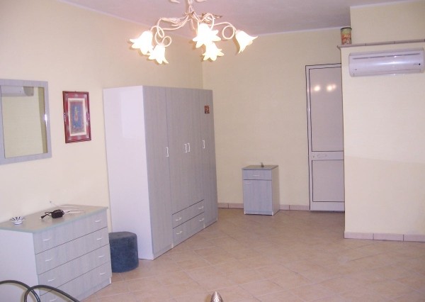 952 villa san giovanni 13