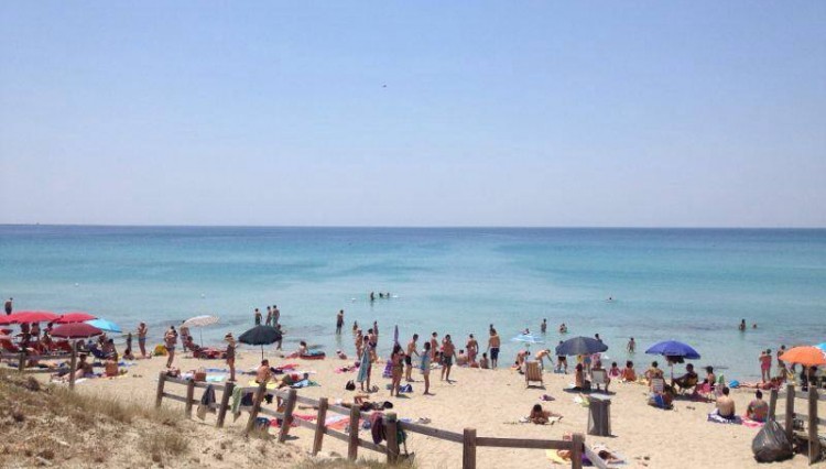 spiaggia in baia verde